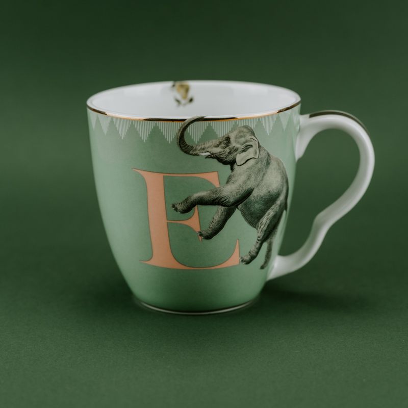 Caneca Letra E