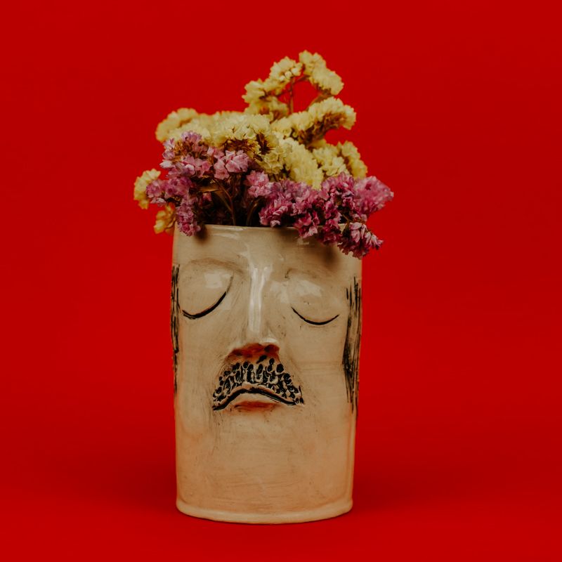Jarra Flores Floriano