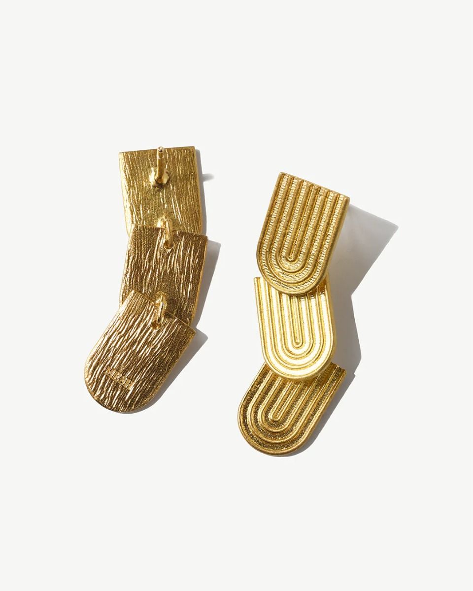 MESH PALAZZO LONG EARRINGS