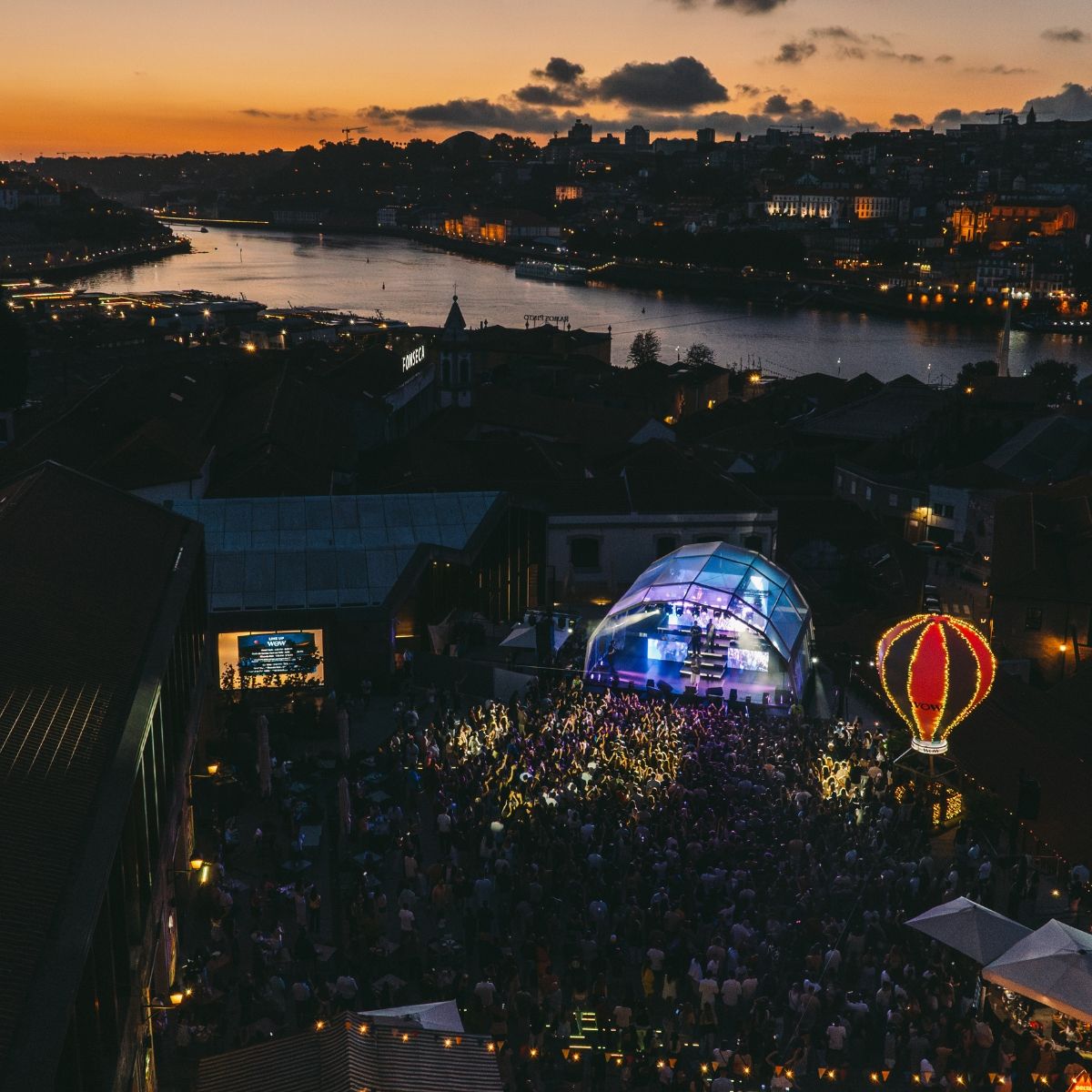 SUNSET REWIND 90'S - 15 AGOSTO