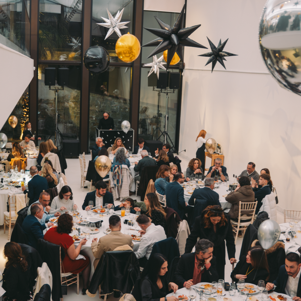 New Year's Eve Dinner At Wow Gallery